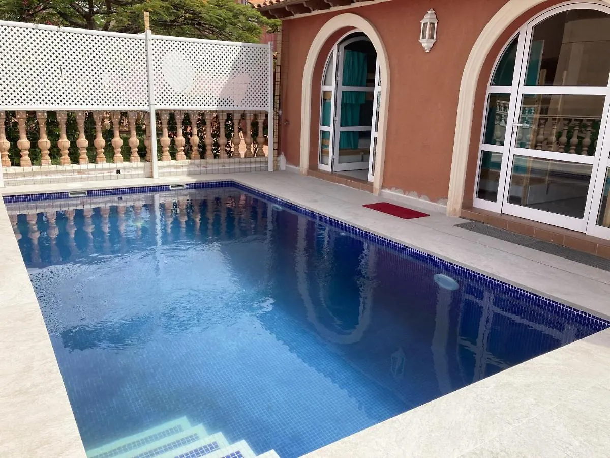 אדחה Duque Nest Hostel